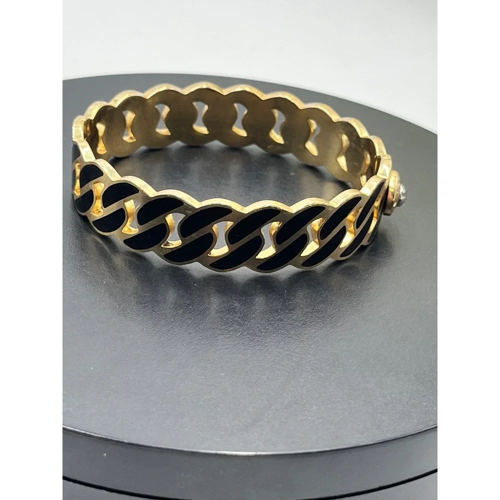 Henri Bendel Black Enamel Gold Tone Curb Chain Hinged Bangle Bracelet Clasp